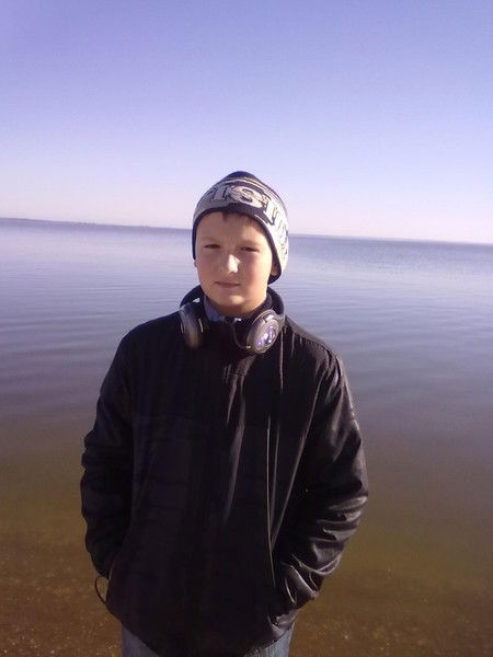 Антон Мирошниченко