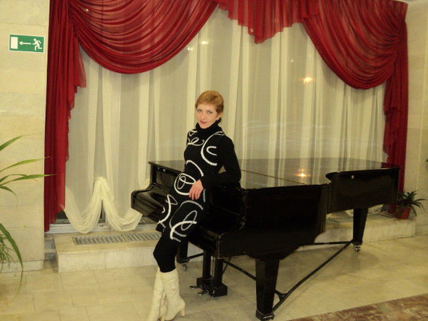 Наталья Сахарова