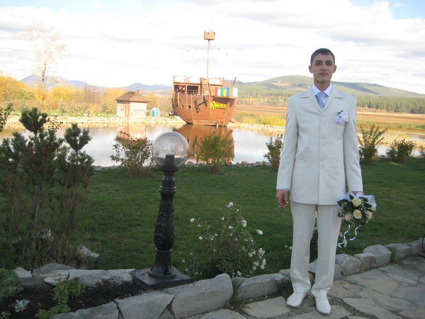 Денис Салахов