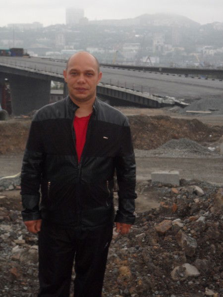 Михаил Коноваленко