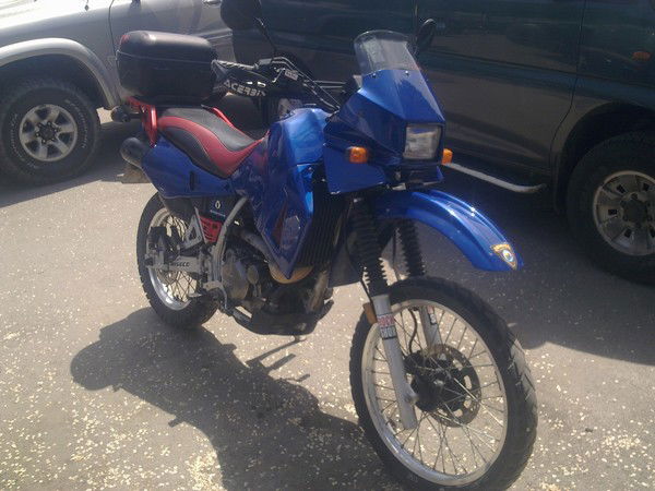 Олег Старков