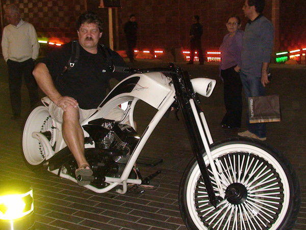 Виктор Нетревин