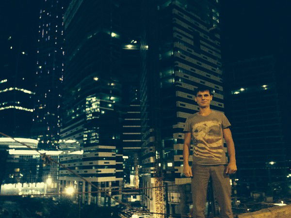 Константин Николаев