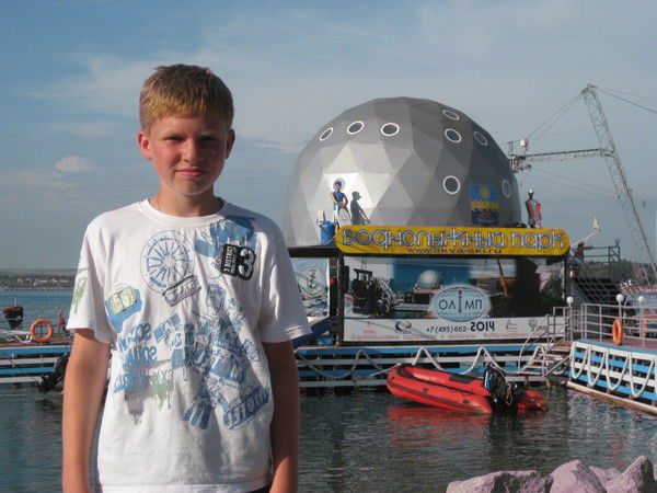 Денис Глушков