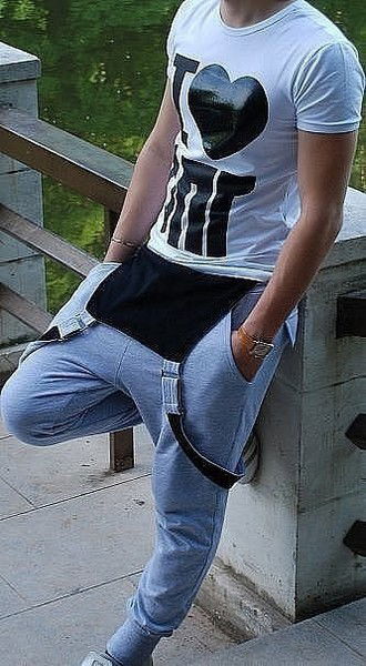 Антон Попенко