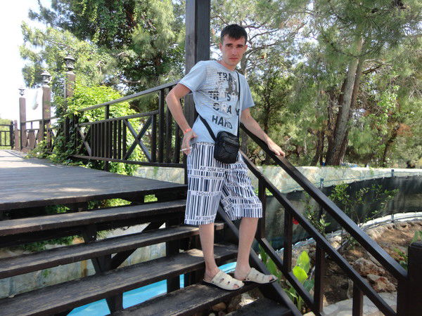 Вован Колос