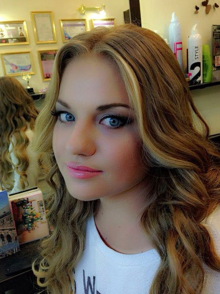 Анюта Иванова