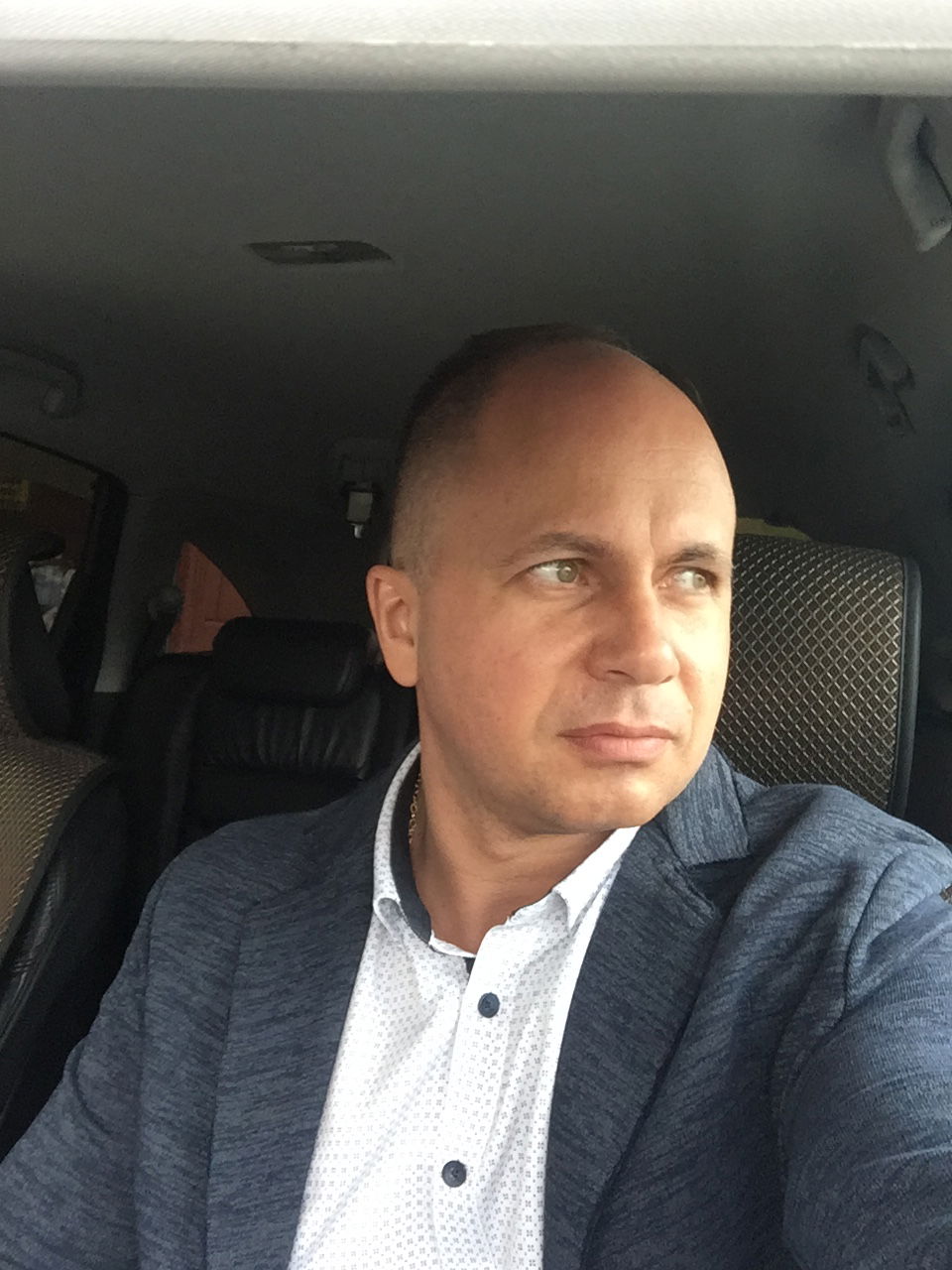 Денис Акулов