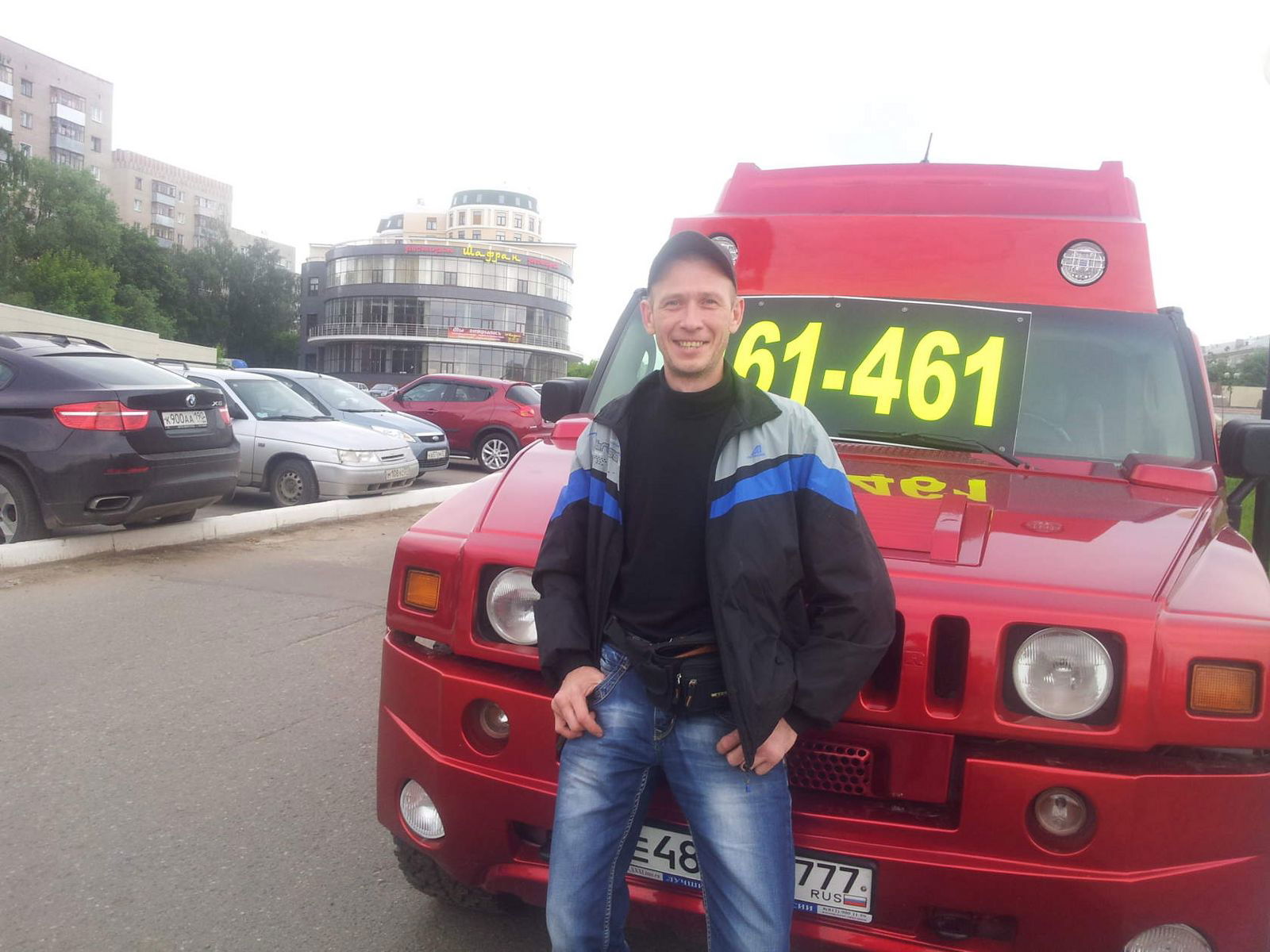 Андрей Комаров