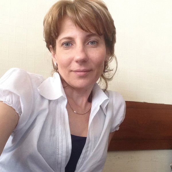 Елена Попова