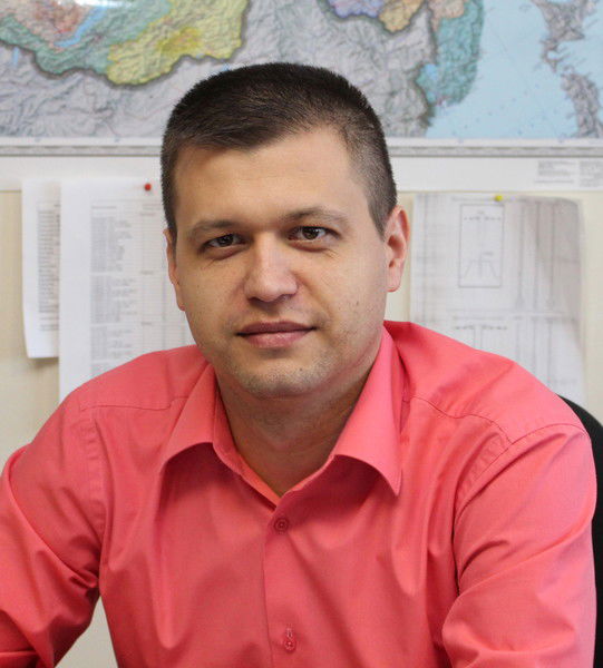 Егор Карелин