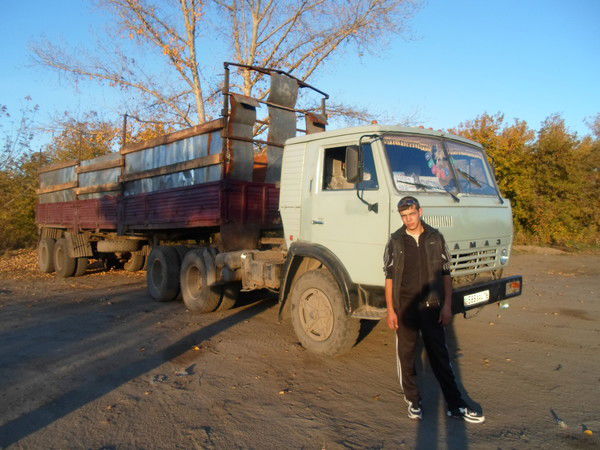 Антон Попов