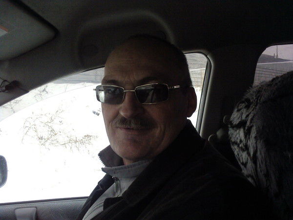 Виктор Харитонов