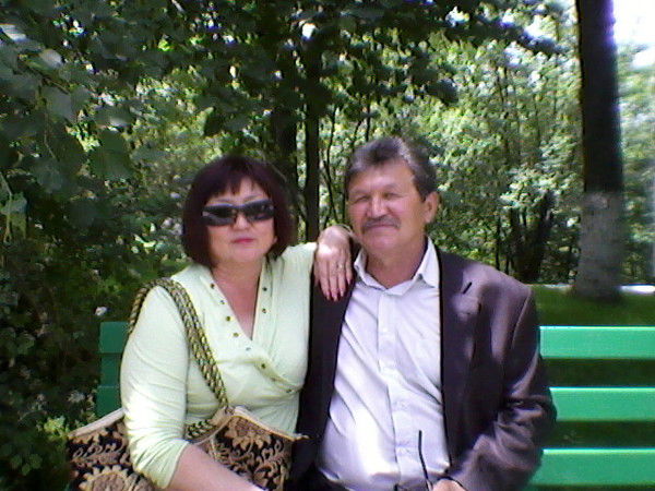 Курметханжибек Сагадиевы