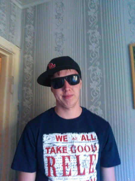 Саня Тарасов