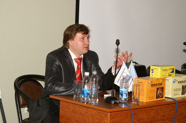 Максим Грызлов