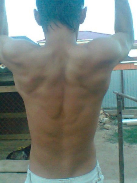 Аян Сакауов