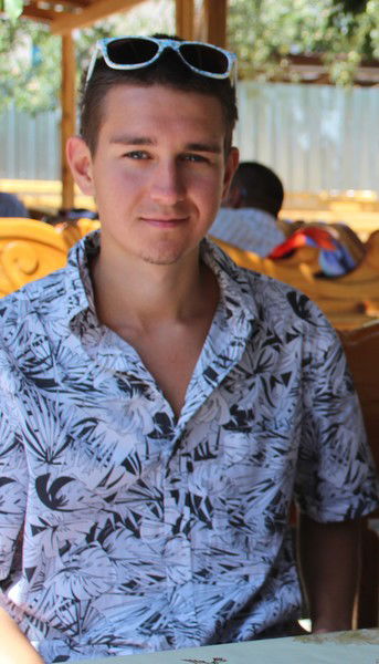 Арнольд Грязнов