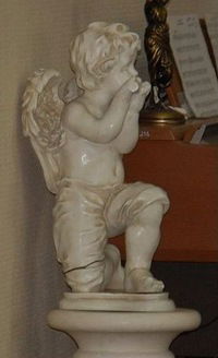 Максим Белый