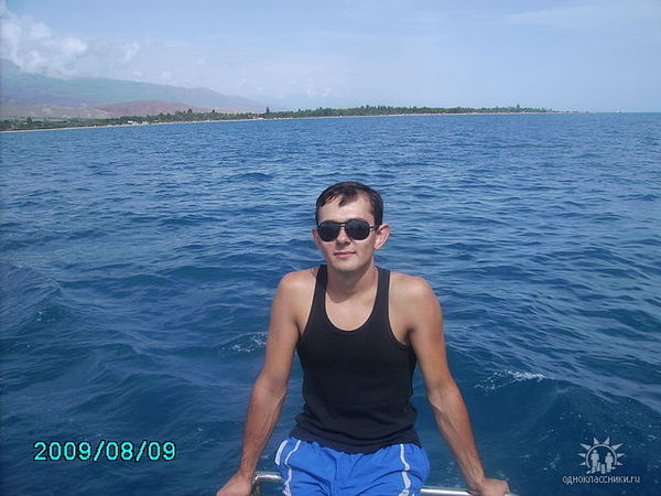 Паша Папанов