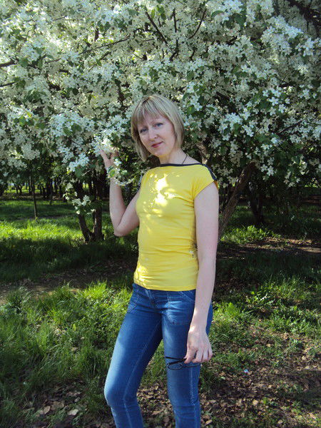 Елена Попова