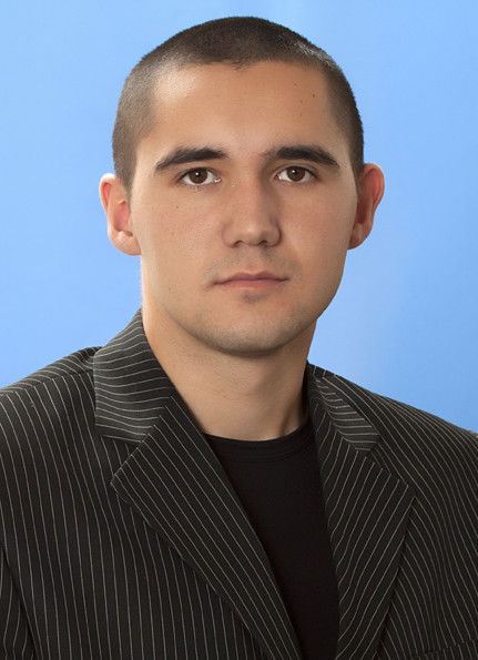 Андрей Максимов