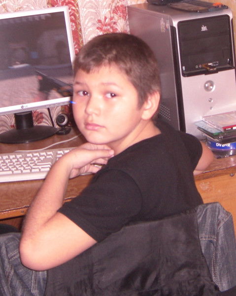 Санёк Долгов