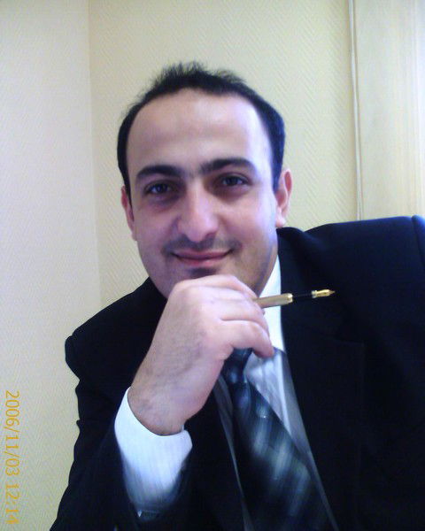 Мурат Султанов