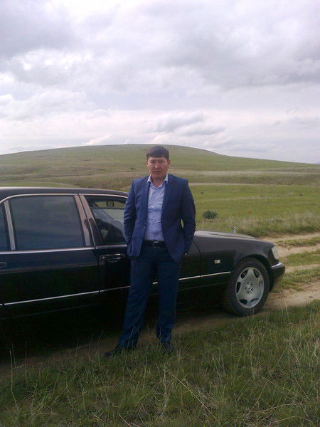 Асылбек Сапарбаев