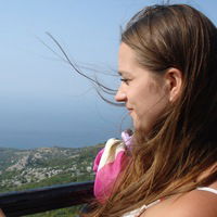 Анна Иванова