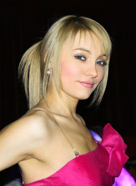 Катюня Шевцова