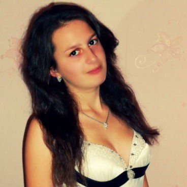 Альона Парик