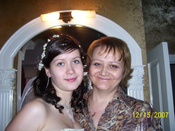 Елена Толстых