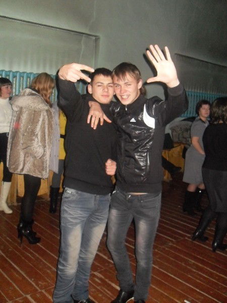 Антон Макаров