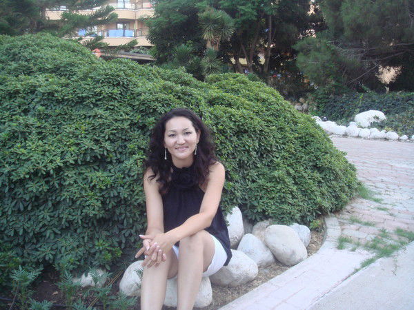 Венера Божарова