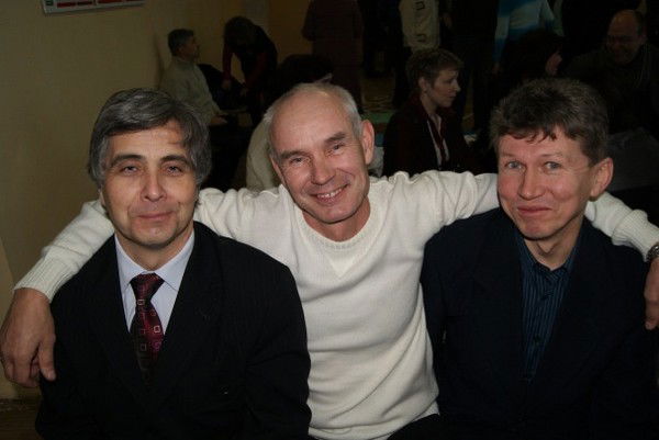 Илья Хомутов