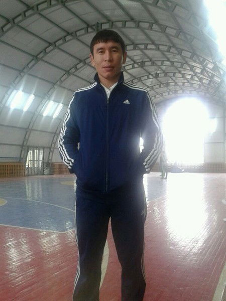 Айбек Космуратов