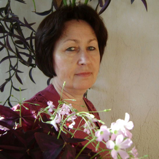 Лидия Попова