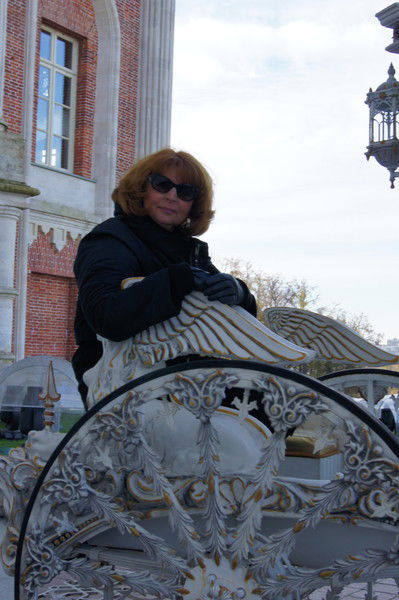 Елена Савелова