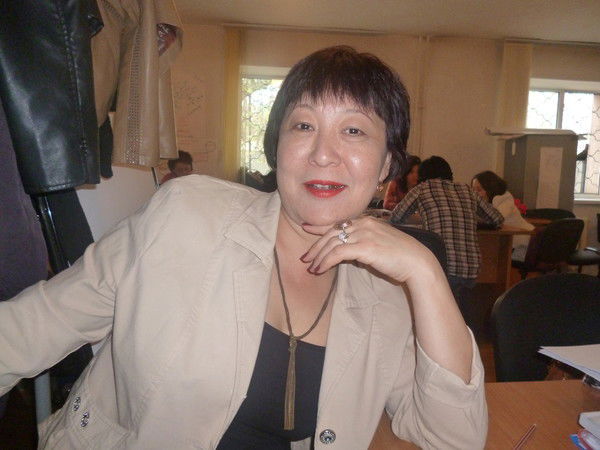 Ляззат Испанова