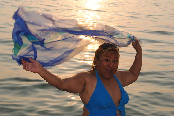 Аня Султанова