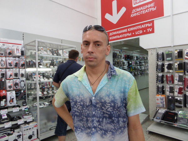 Андрей Стешенко