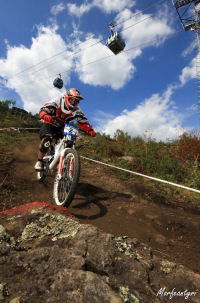 Стас Артамонов