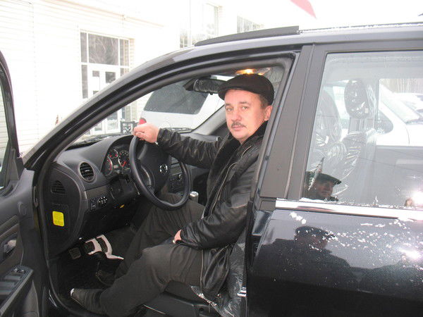 Василий Михайлов