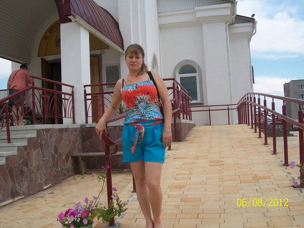 Надя Саунина