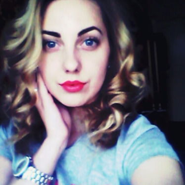 Леся Титова