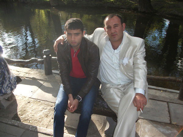 Араз Погосян