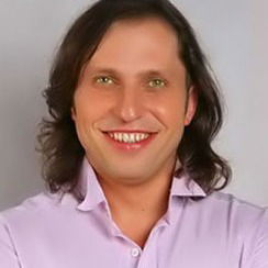 Дмитрий Назаров