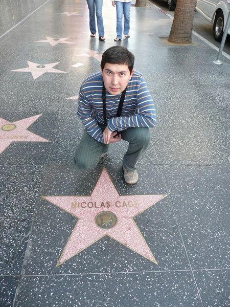 Данияр Искандар