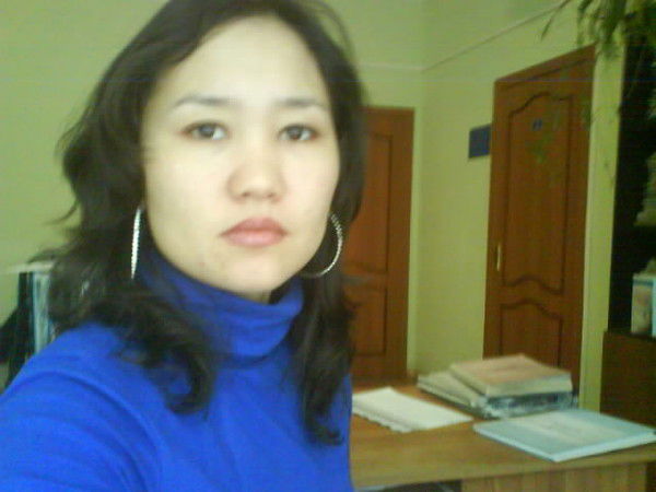 Индира Дузбенбетова